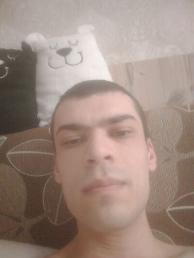  ,   Robert, 28 ,   ,   