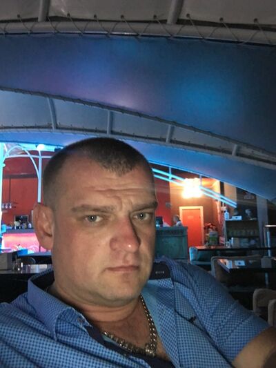  ,   Alex, 45 ,   