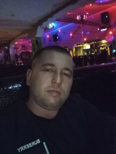  Charenton-le-Pont,   Xurshidbek, 33 ,   ,   