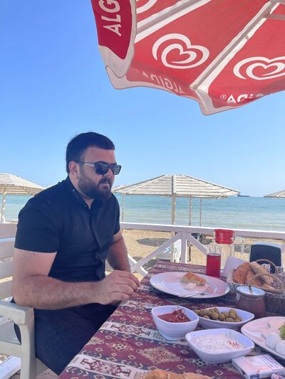  ,   Khagani, 32 ,   ,   