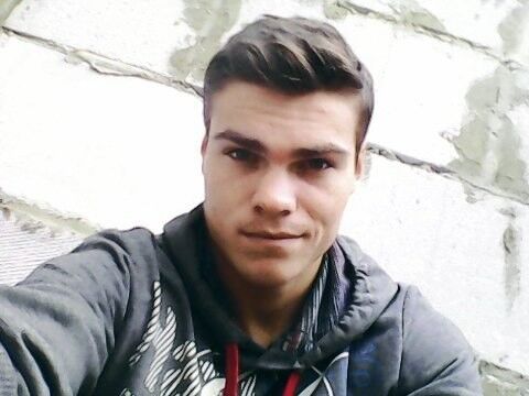  ,   Artyom, 28 ,   