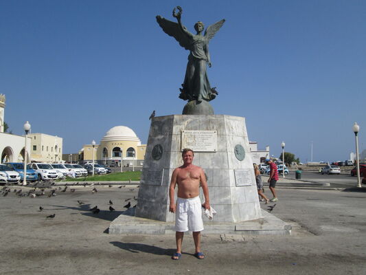  ,   Viktor, 66 ,   ,   , c 