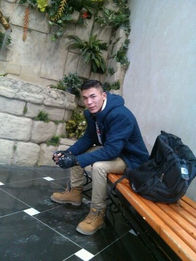  ,   Azis, 32 ,   ,   , c , 