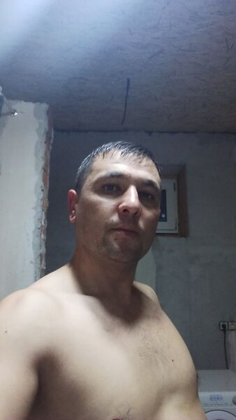  ,   Ali, 38 ,   ,   