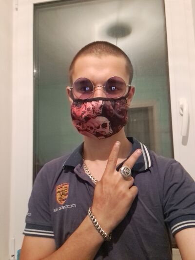 ,   Yarik, 20 ,   ,   , c , 