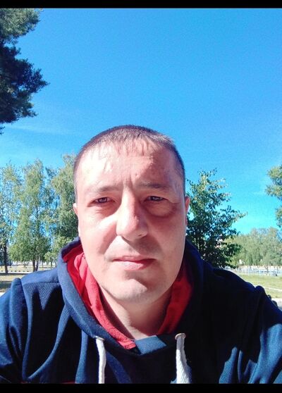  ,   Ruslan, 40 ,   ,   
