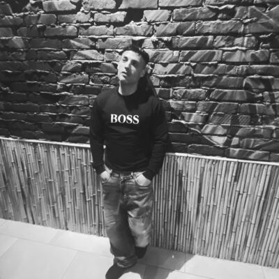  ,   Alex, 41 ,   ,   , c , 