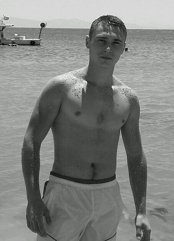 ,   Adrian, 28 ,   