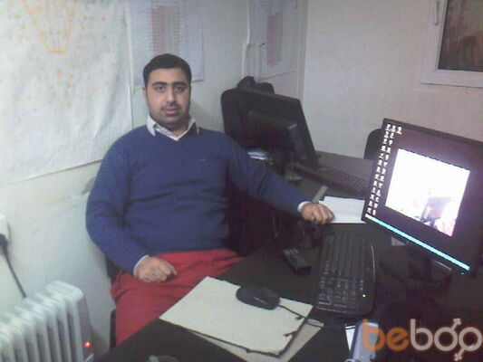  ,   Azer, 40 ,   
