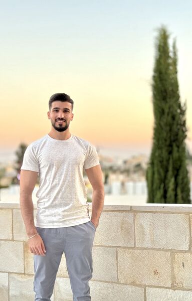  ,   Omar, 24 ,   ,   