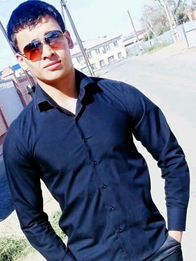 ,   Batyr, 37 ,  