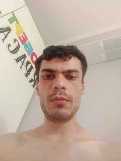  ,   Robert, 28 ,   ,   