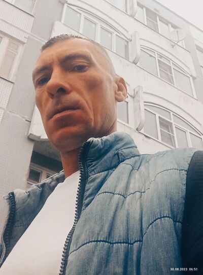  ,   Vasily, 42 ,     , c 