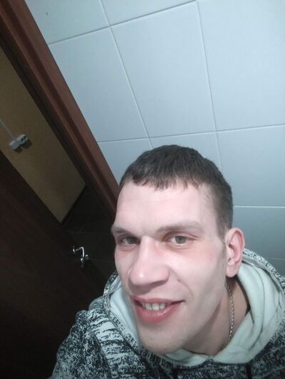  ,   Artem, 33 ,   c 