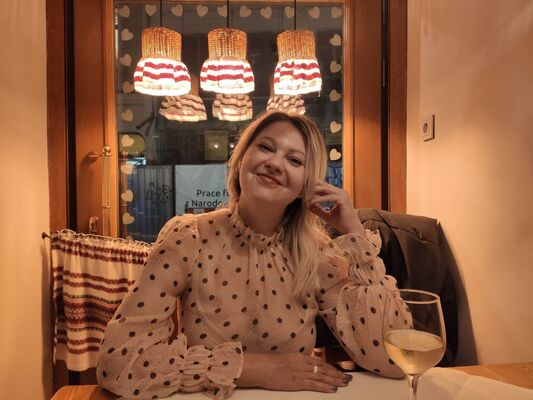  ,   Irina, 41 ,   ,   , c 