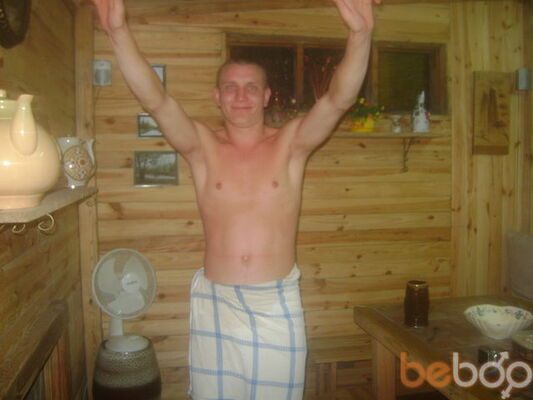  -,   Roman, 37 ,  