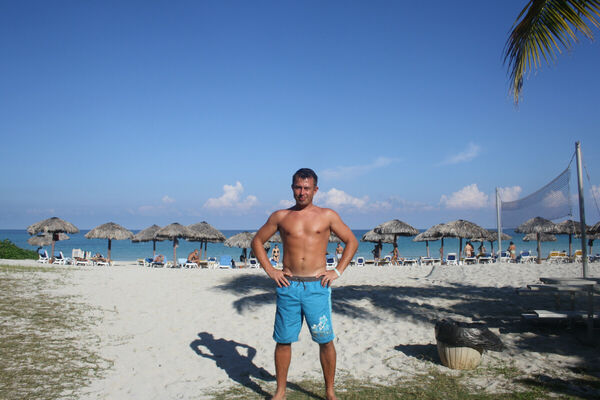  Essen,   Viktor, 42 ,   ,   , c 