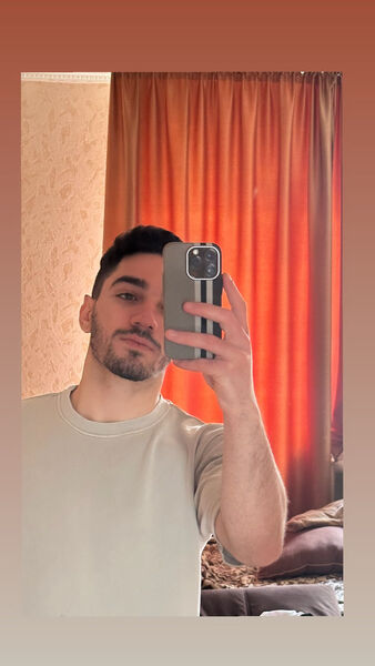  ,   Garik, 22 ,   