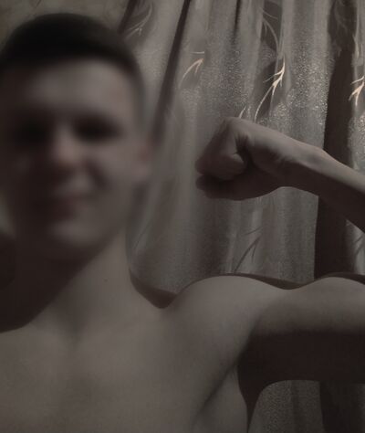  ,   Grisha, 21 ,   ,   