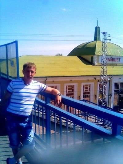 Знакомства Нижнеудинск, фото мужчины Денис, 37 лет, познакомится для флирта, любви и романтики, cерьезных отношений