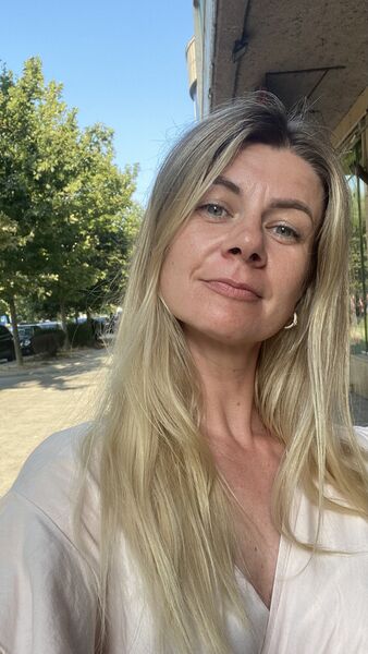  ,   Kate, 44 ,     , c 