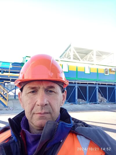  ,   Sergey, 49 ,   ,   