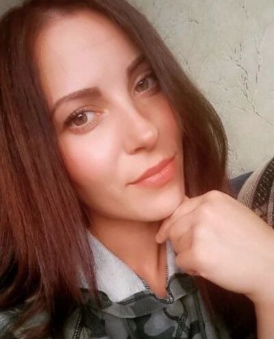 ,   Veronika, 30 ,   