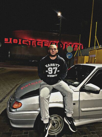  --,   , 20 ,     , c 