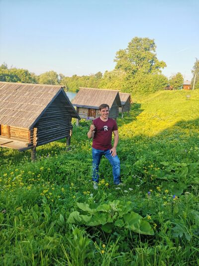  ,   Mikhail, 36 ,   c 