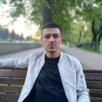  ,   Frank, 31 ,   ,   