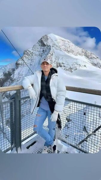  ,   Anatolij, 42 ,   ,   