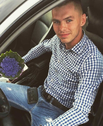  ,   Dorian Grey, 36 ,   ,   