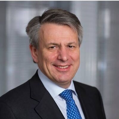  -,   Alexander, 62 ,     , c 