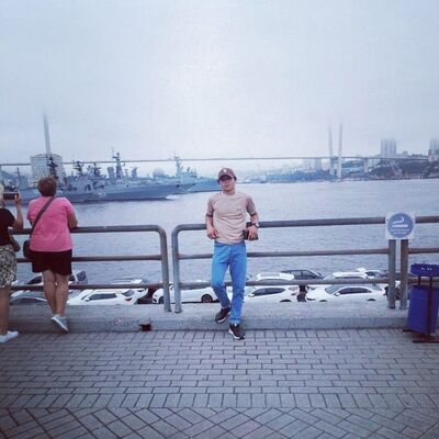  ,   Artur, 21 ,     , c 