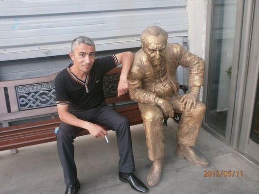  ,   Gagik, 46 ,   