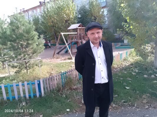  ,   Viktor, 43 ,     , c 