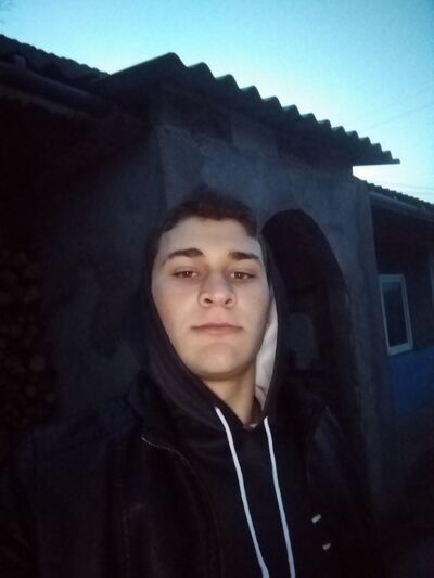  ,   Serioja, 19 ,   ,   