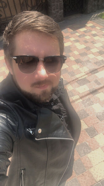  ,   Andriy, 28 ,   ,   