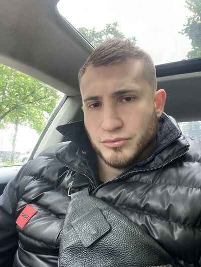  ,   Maxim, 29 ,   ,   