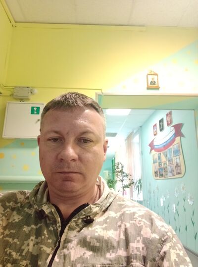  ,   Pavel, 42 ,   c 
