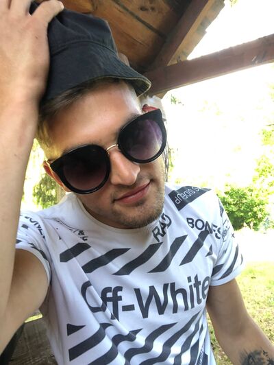  ,   Misha, 23 ,   ,   
