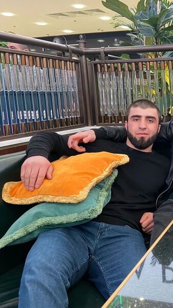  ,   Omar, 28 ,   ,   , c 