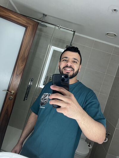 ,   Mohamed, 25 ,     , c 