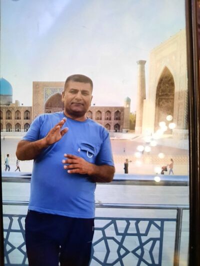  ,   Ubaydullo, 54 ,   c , 