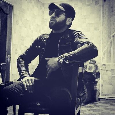  ,   Saro, 26 ,  