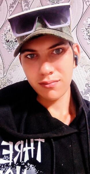  ,   VLAD VOLKOV, 21 ,   ,   