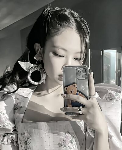  ,   Jennie, 20 ,   ,   
