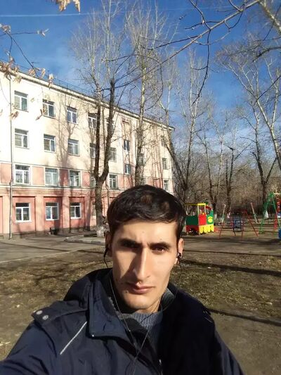  Muscat,   , 33 ,   ,   