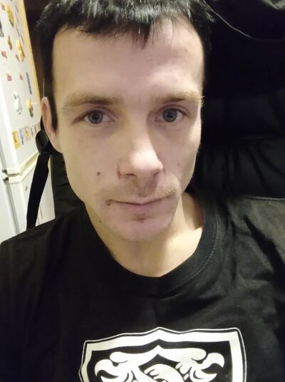   ,   Alex, 34 ,   ,   , c , 