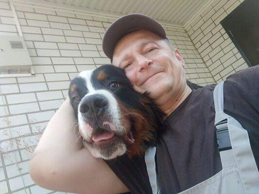  ,   Wolf, 52 ,  